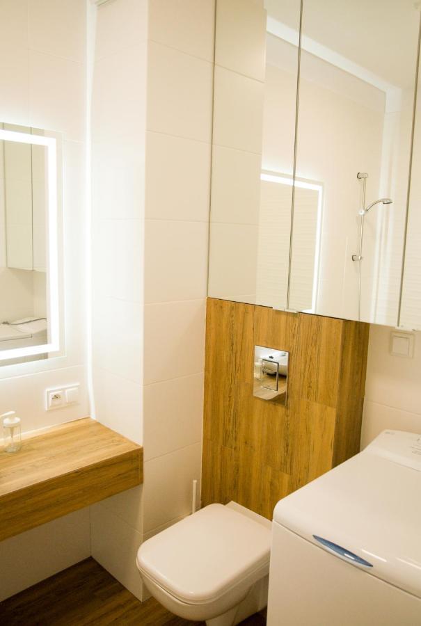 Apartament Rosso Lodź Bagian luar foto