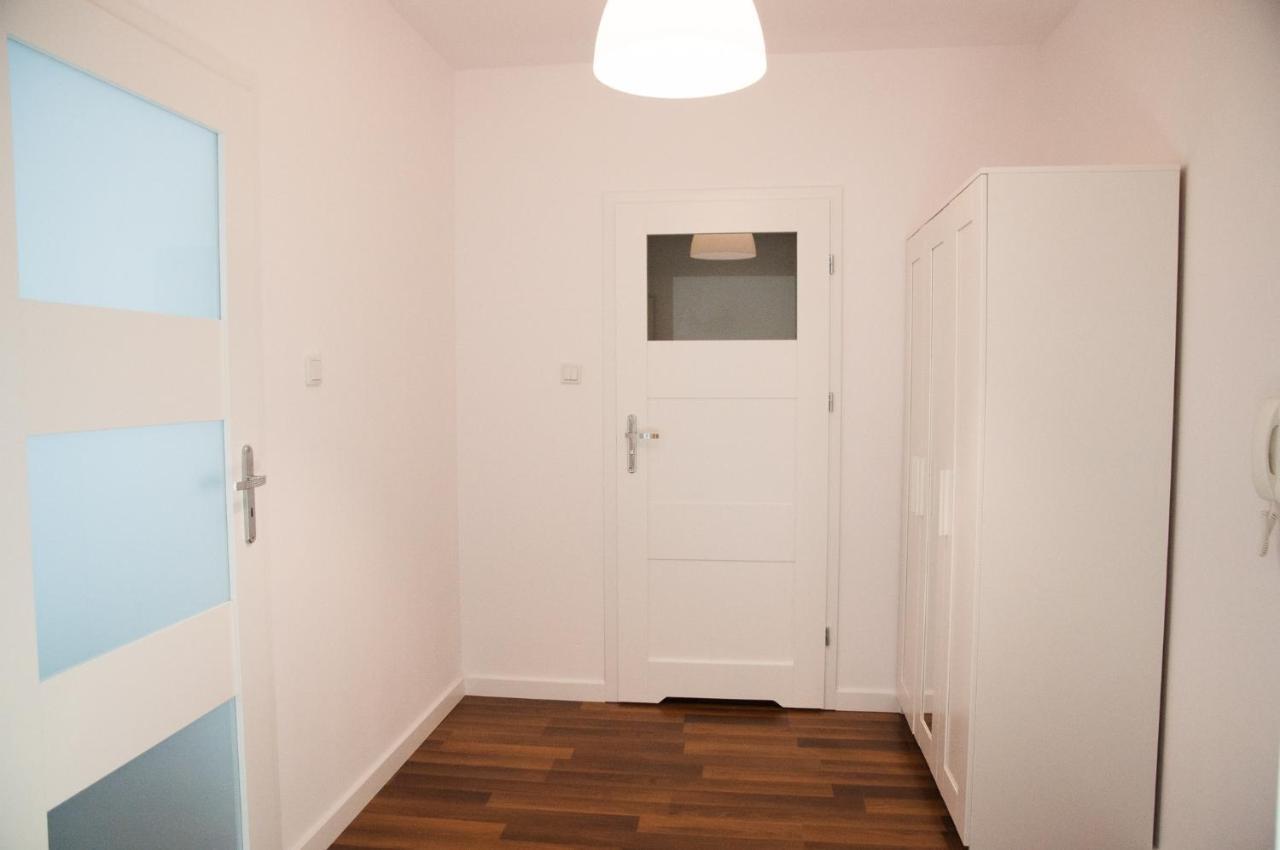 Apartament Rosso Lodź Bagian luar foto